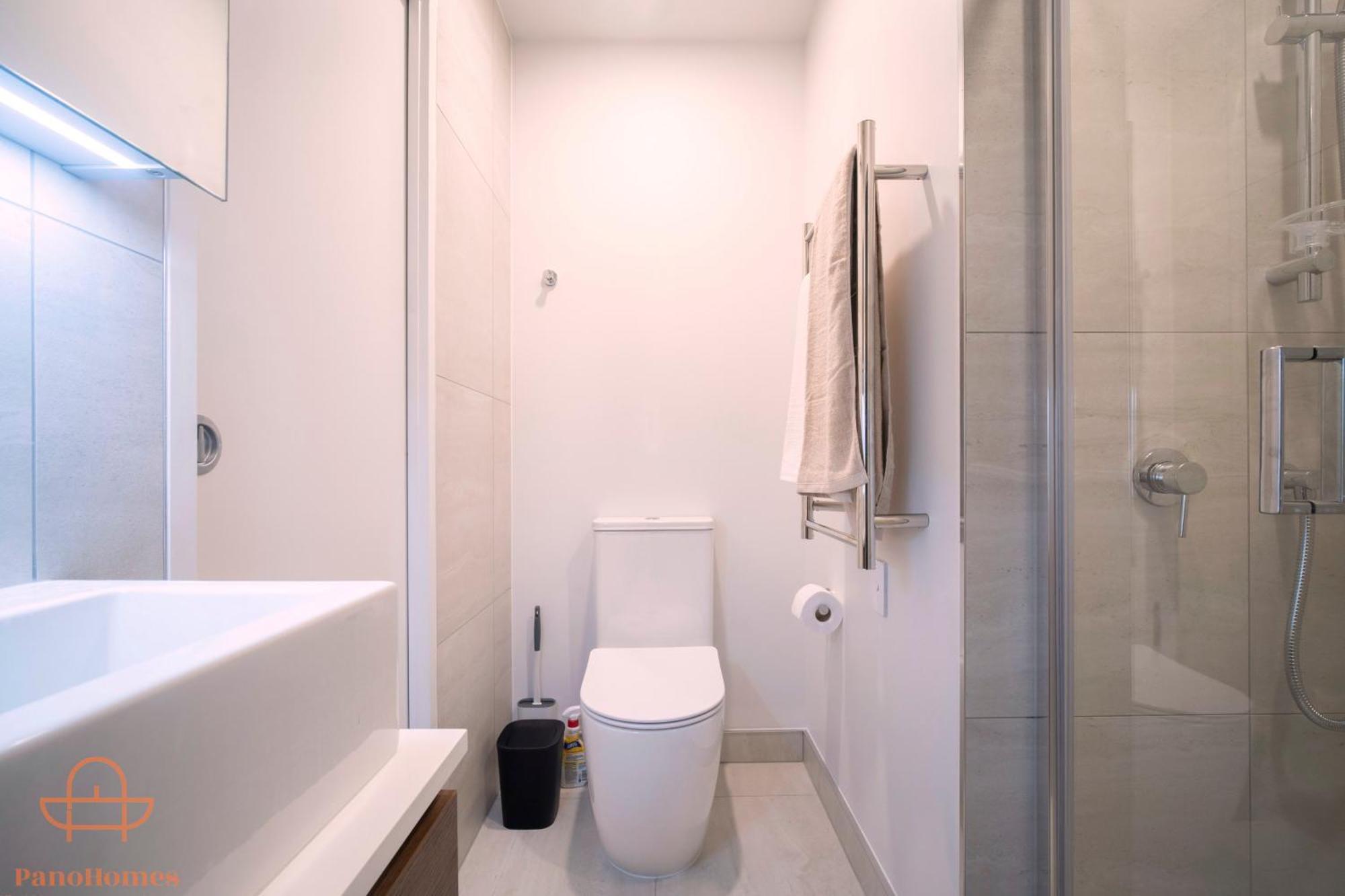 Modern Townhouse Close To City With Full Kitchen - Ellerslie Оукланд Екстериор снимка
