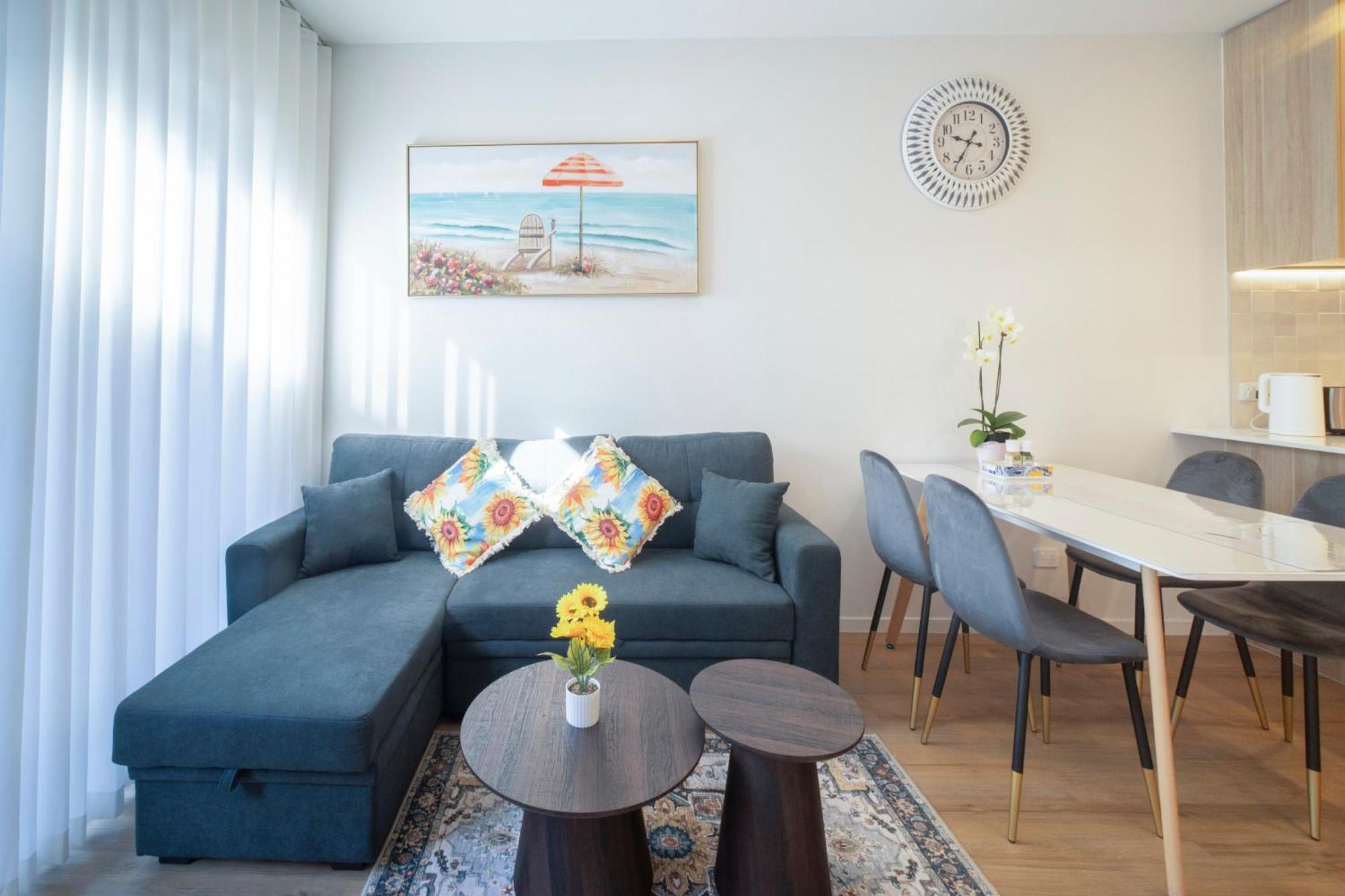 Modern Townhouse Close To City With Full Kitchen - Ellerslie Оукланд Екстериор снимка